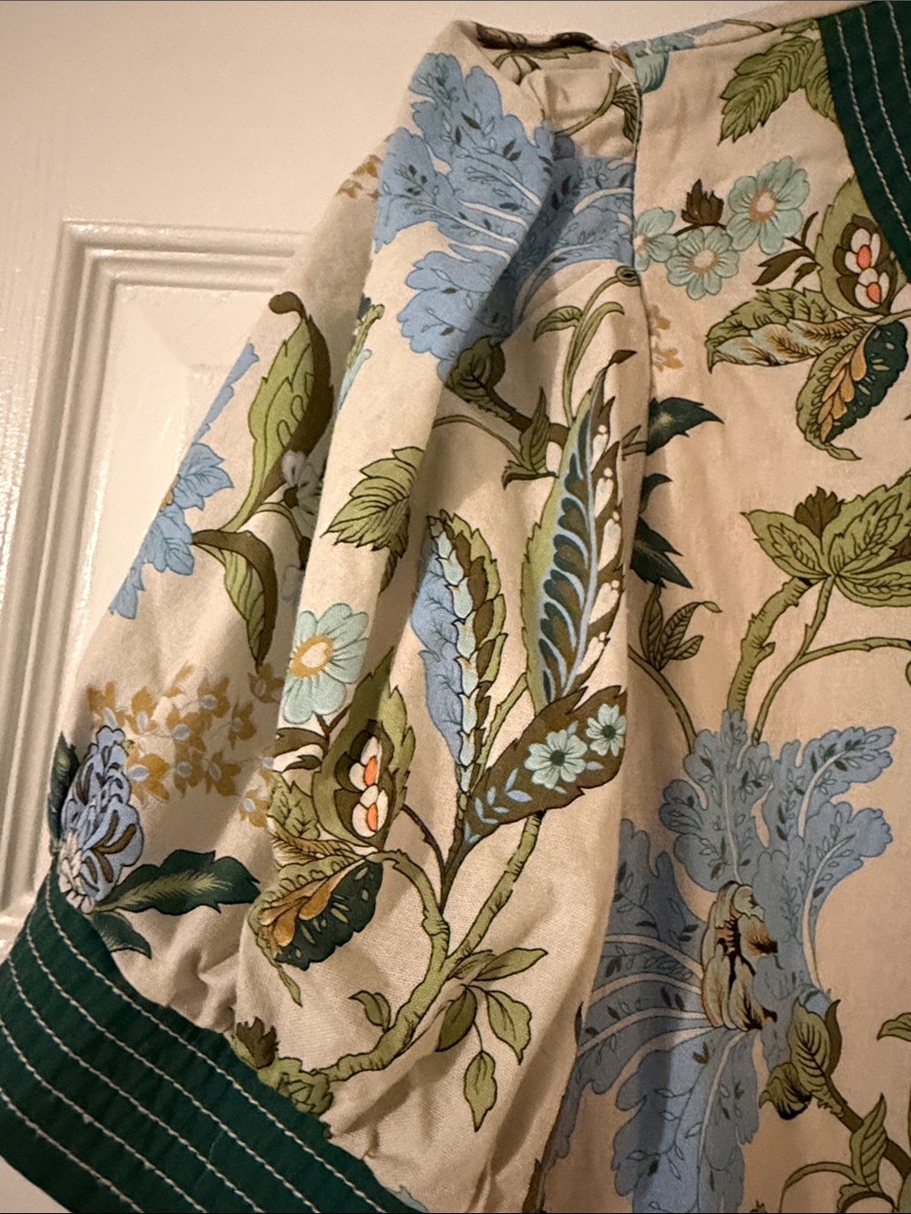 Cream Floral Tunic Dress with Green Trim - Picture 4 of 6